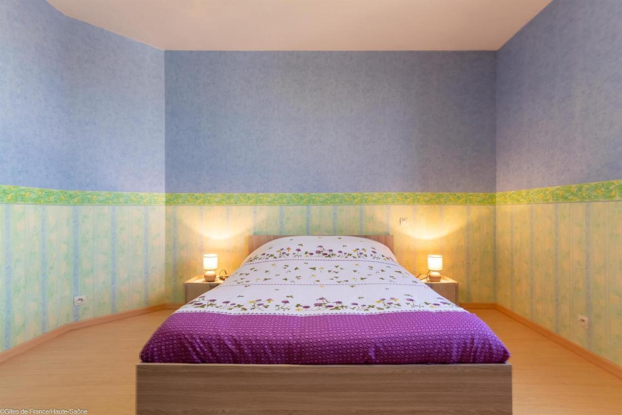 Les Hirondelles Villa Pesmes Kültér fotó