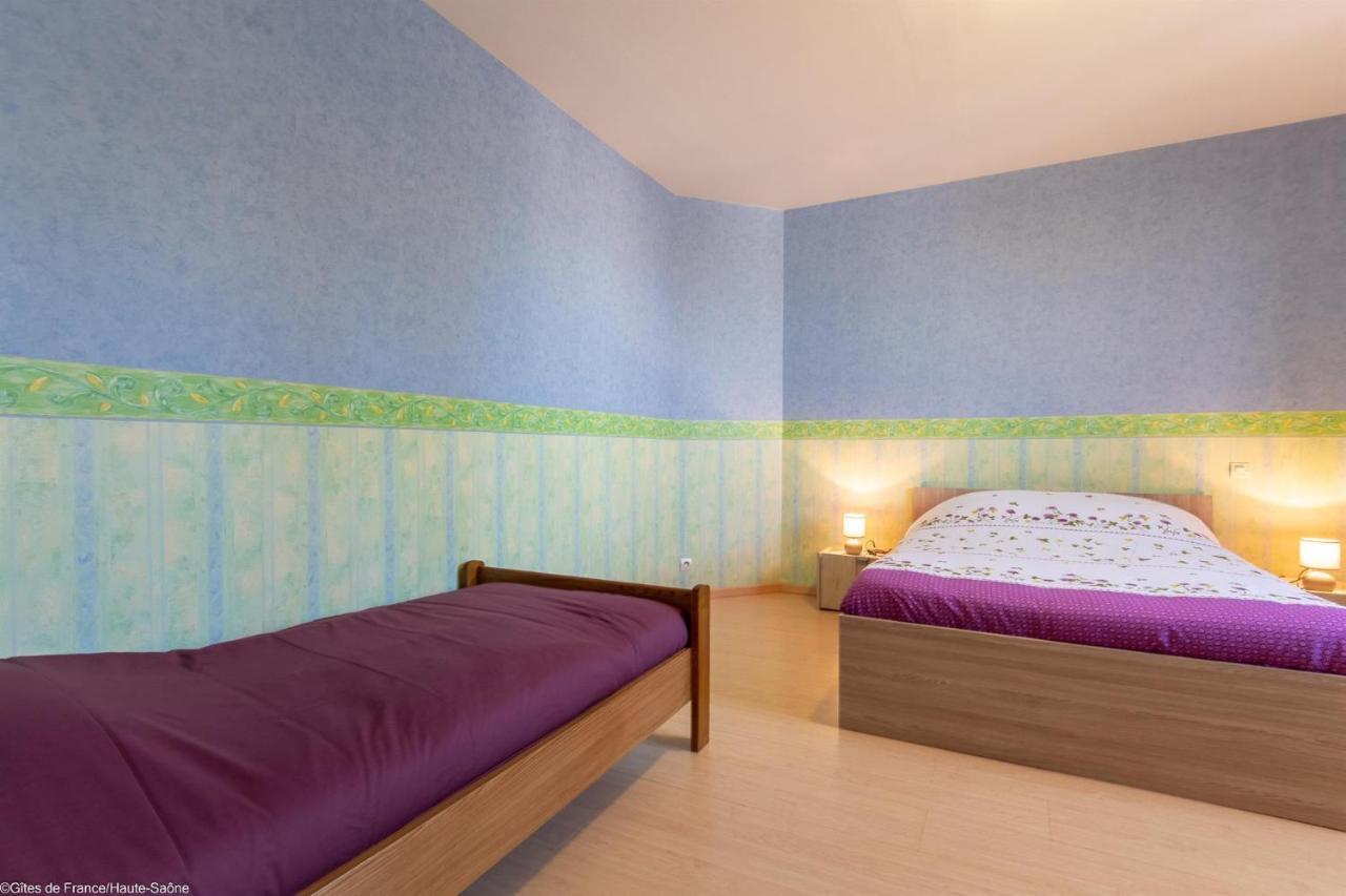 Les Hirondelles Villa Pesmes Kültér fotó
